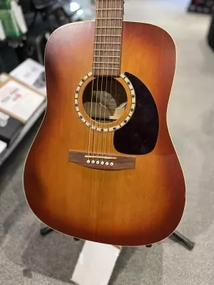 Art & Lutherie - Dreadnought Acoustic Guitar, Cedar Sunrise 2